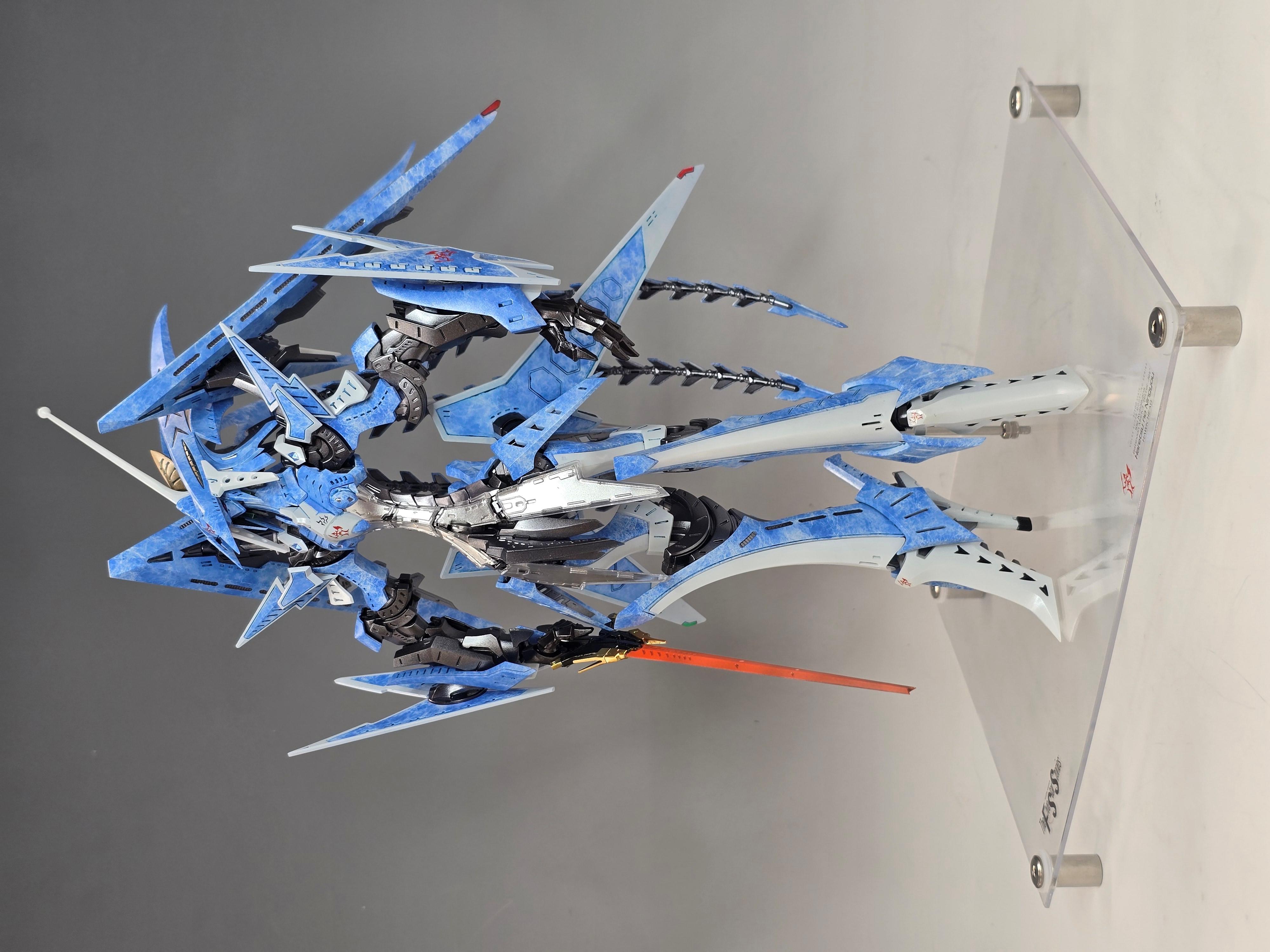 32-01_hikiti07_ブリッツ 全身.jpg